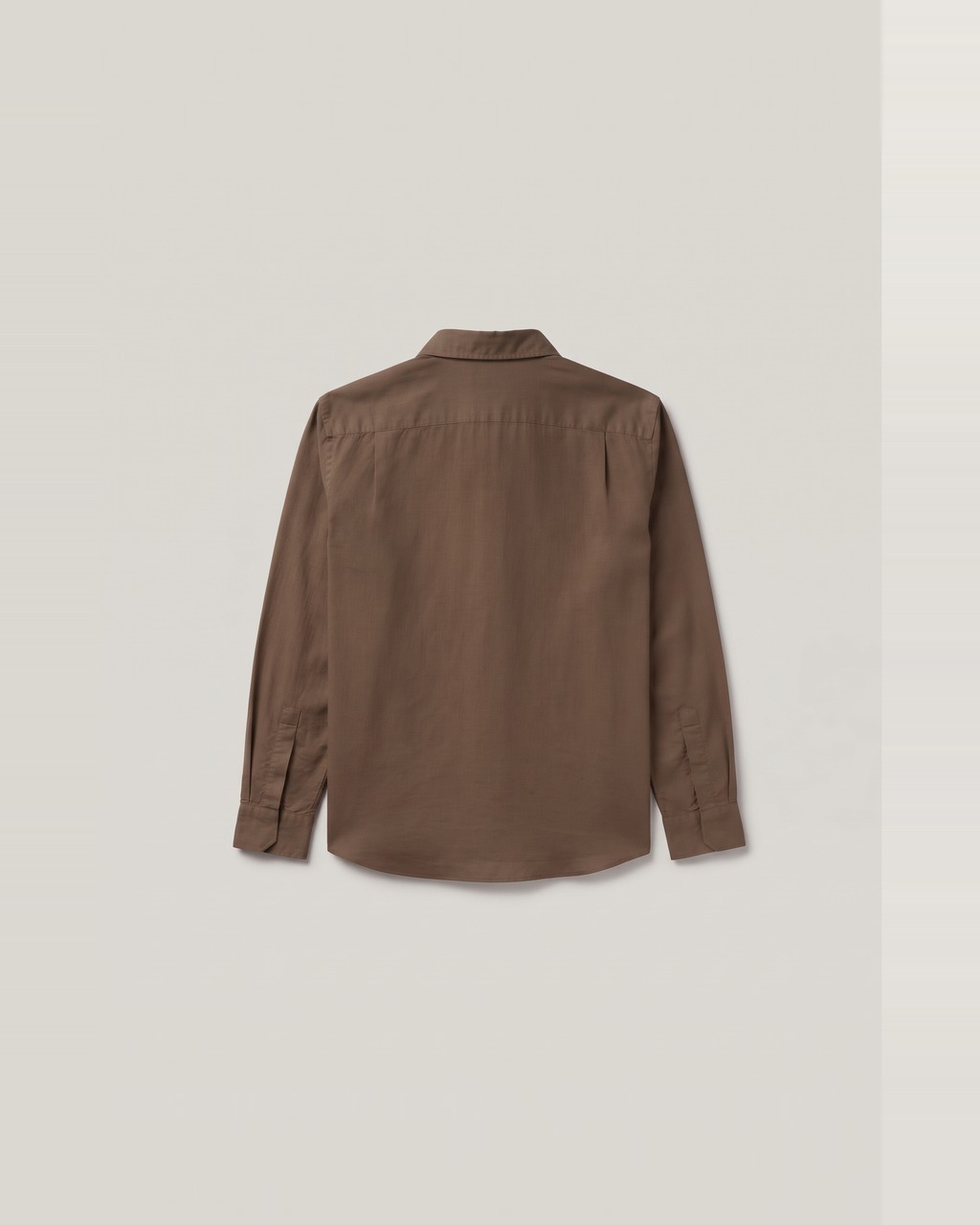 Flannel Overshirt in Tobacco, back view