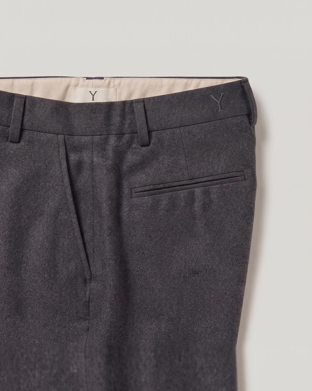 Wool Flannel Trouser in Charcoal, fabric detail